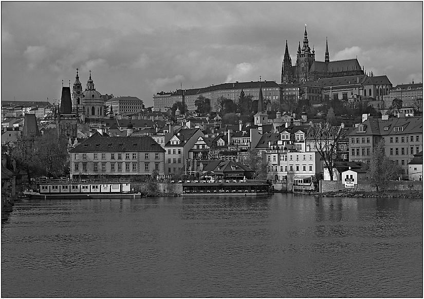 PB036130 Hradčany II BW